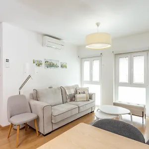 Of Principe Real Liberdade In The Heart Of With Private Parking Apartment